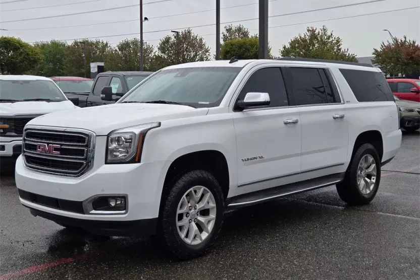 2015 Gmc Yukon XL SLT 1500 photo 1