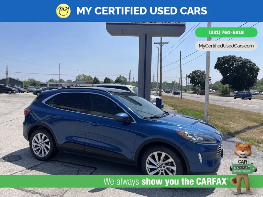 2022 Ford Escape Titanium Hybrid photo 1