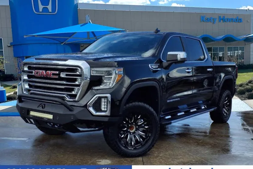 2019 Gmc Sierra 1500 SLT photo 1