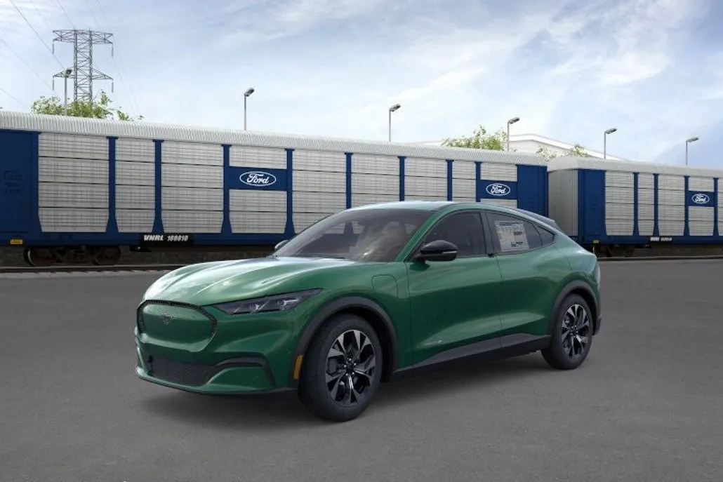 2025 Ford Mustang Mach-E Select photo 1