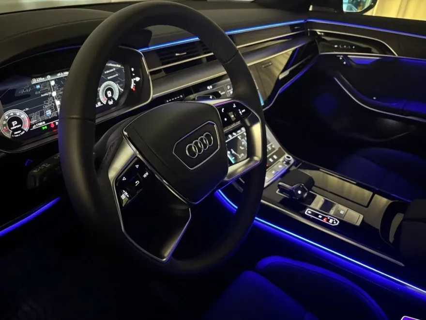 2025 Audi A8 L 55 photo 1