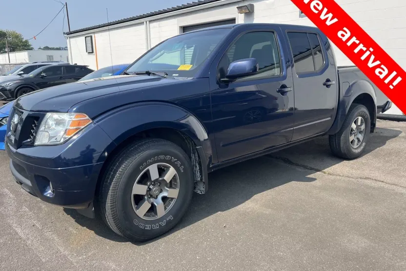 2010 Nissan Frontier PRO-4X photo 1