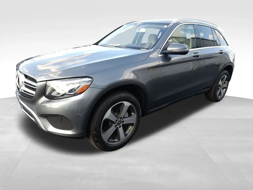 2018 Mercedes Benz GLC 300 photo 1
