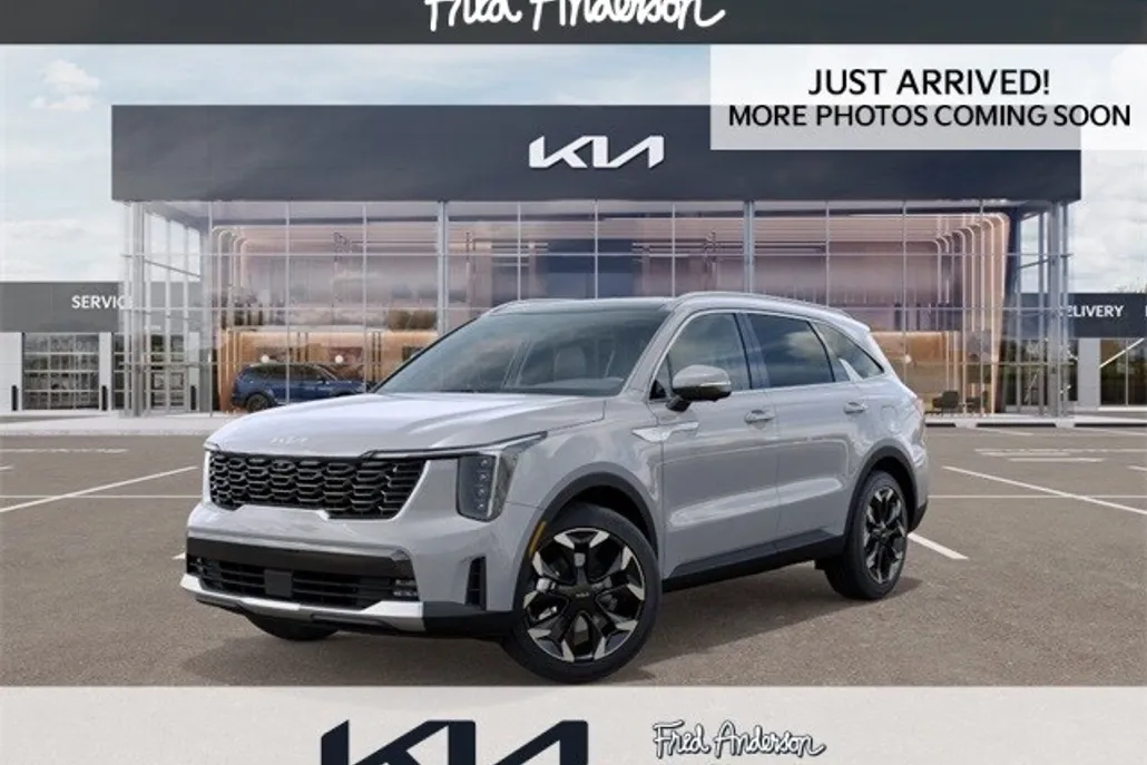2025 Kia Sorento SX photo 1