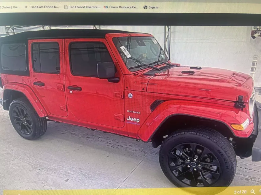 2024 Jeep Wrangler 4xe Sahara photo 1