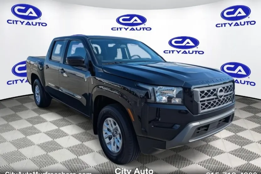 2024 Nissan Frontier SV Crew Cab photo 1
