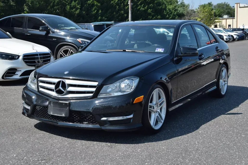 2013 Mercedes Benz C 300 4MATIC Sport Sedan photo 1