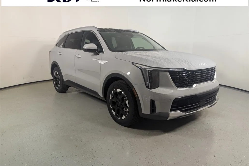 2026 Kia Sorento S photo 1