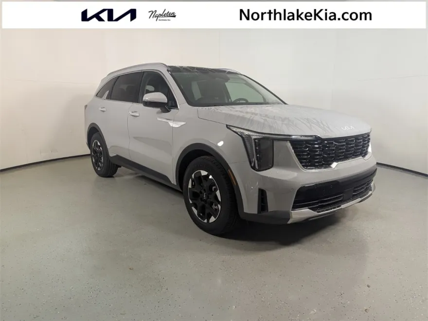2026 Kia Sorento S photo 1