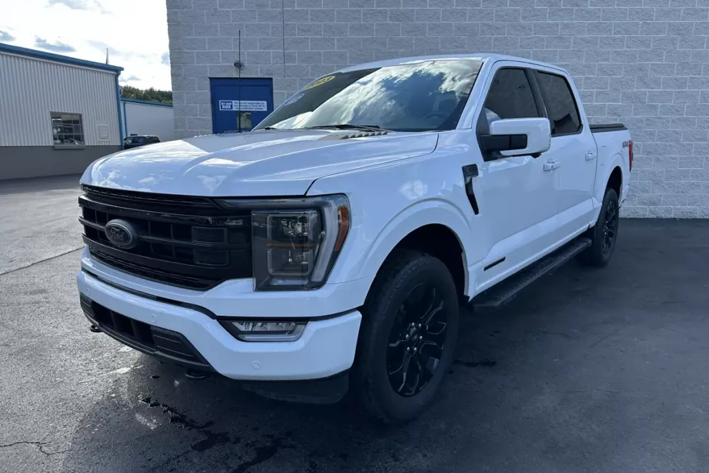 2023 Ford F-150 Lariat photo 1