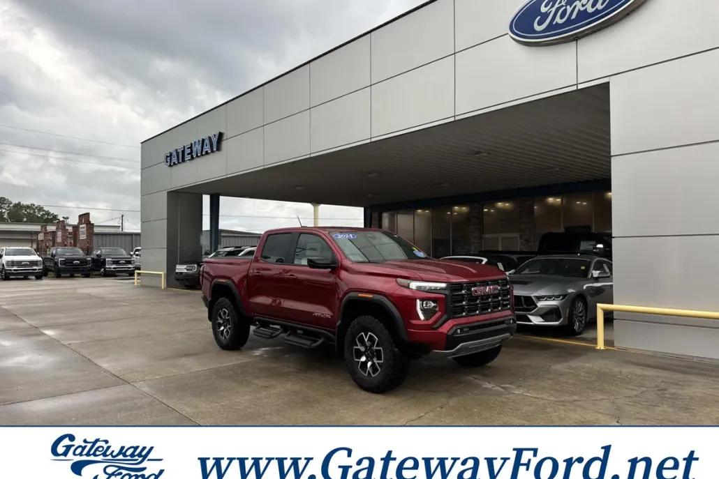 2024 Gmc Canyon AT4X photo 1