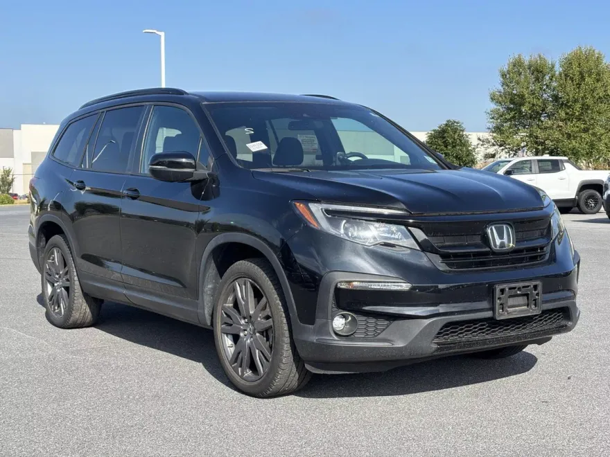 2022 Honda Pilot Sport photo 1