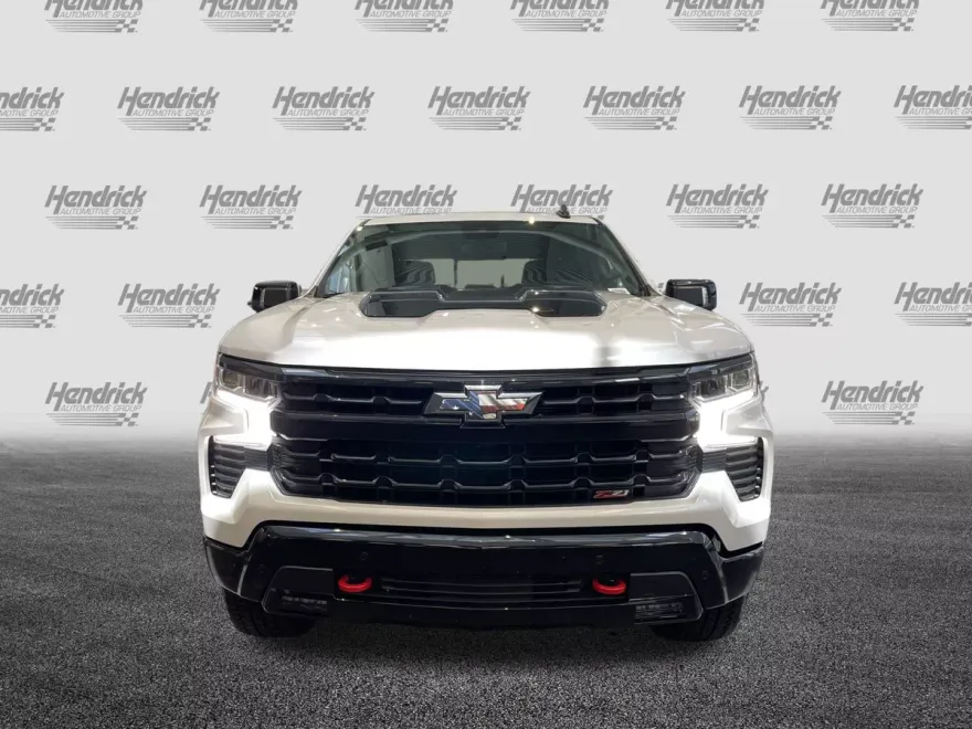 2024 Chevrolet Silverado 1500 LT Trail Boss photo 1