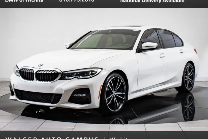 2022 Bmw 330i photo 1
