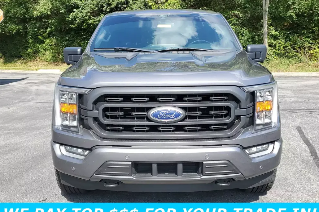2021 Ford F-150 XLT photo 1