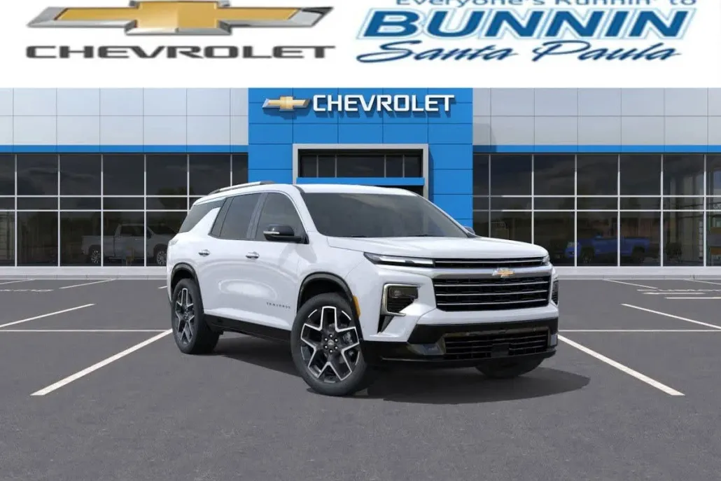 2026 Chevrolet Traverse High Country photo 1