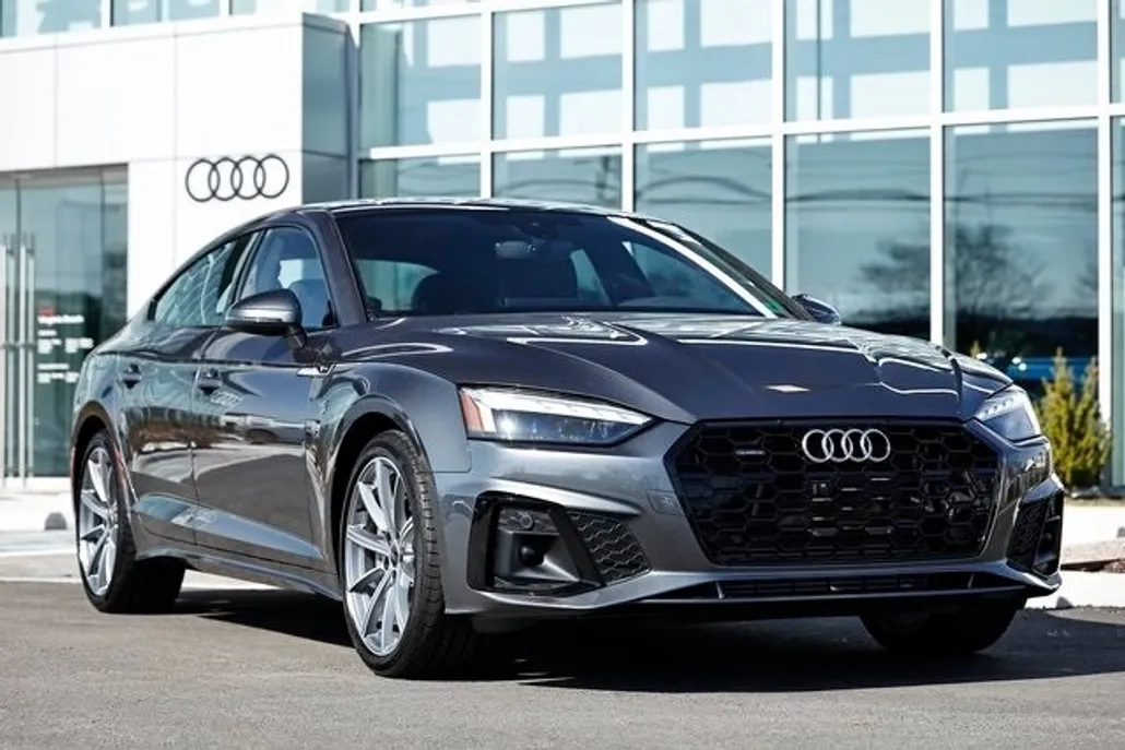 2025 Audi A5 45 S line Premium photo 1