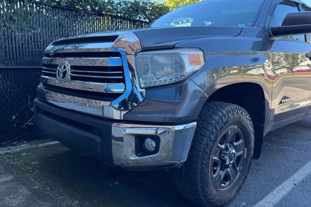 2016 Toyota Tundra TRD Pro photo 1
