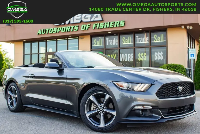 2015 Ford Mustang V6 Convertible photo 1
