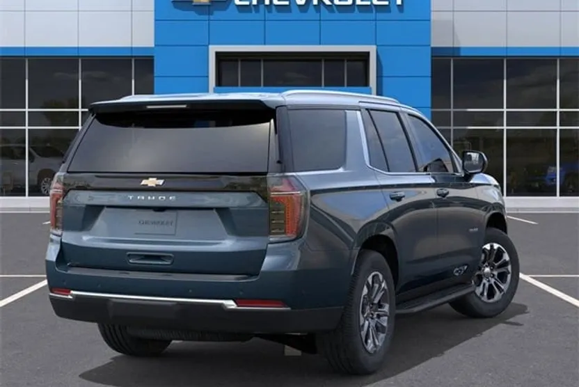 2025 Chevrolet Tahoe LS photo 1