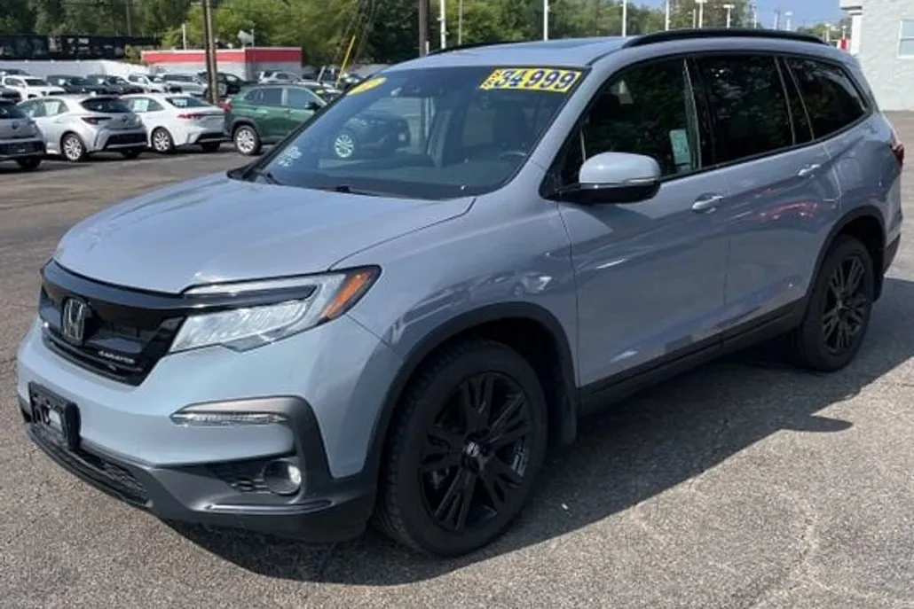 2022 Honda Pilot Black Edition photo 1