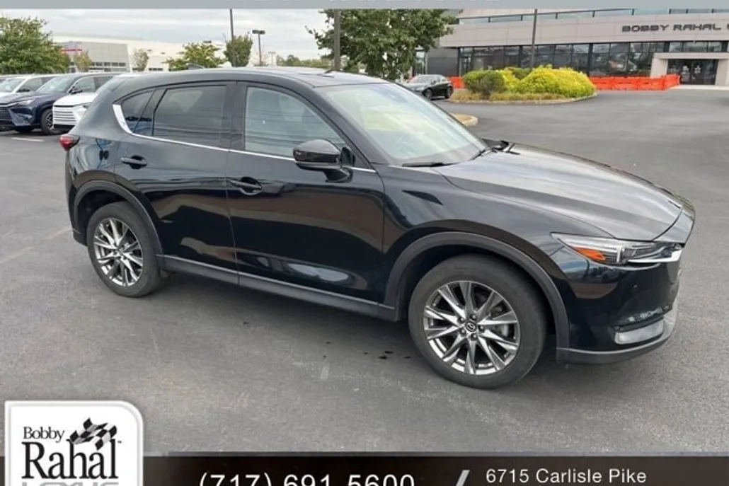 2019 Mazda CX-5 Signature photo 1