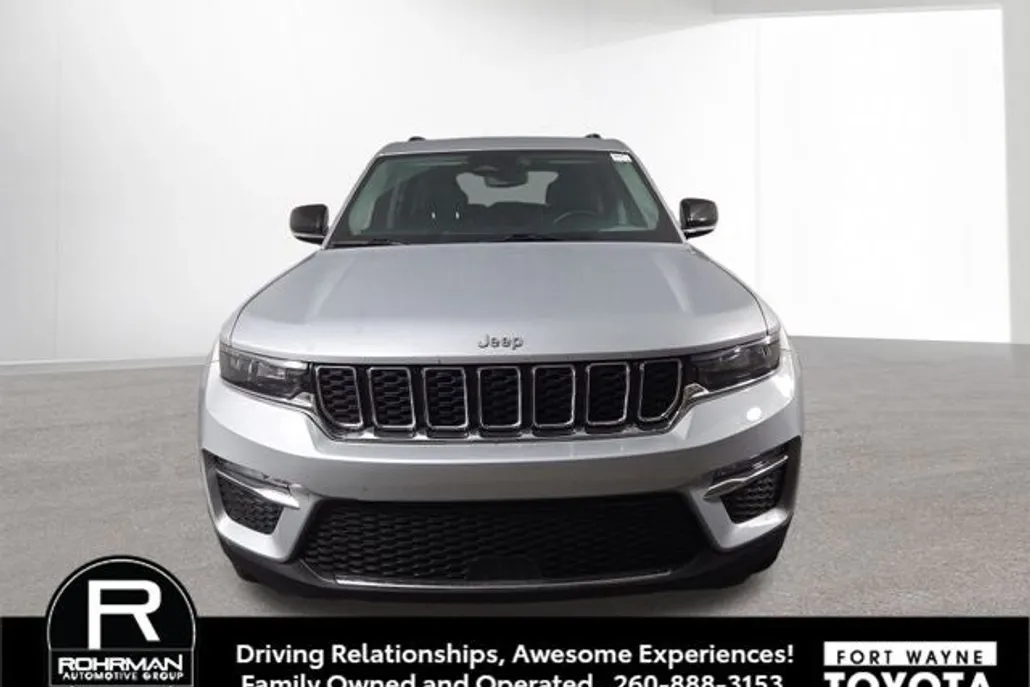 2022 Jeep Grand Cherokee Limited photo 1