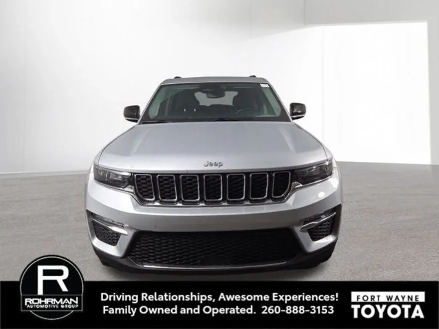 2022 Jeep Grand Cherokee Limited photo 1