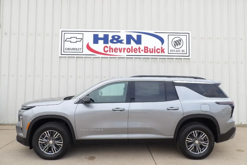 2026 Chevrolet Traverse photo 1