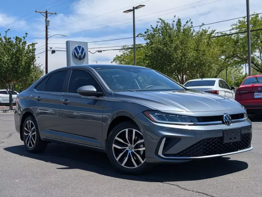 2025 Volkswagen Jetta 1.5T SE photo 1