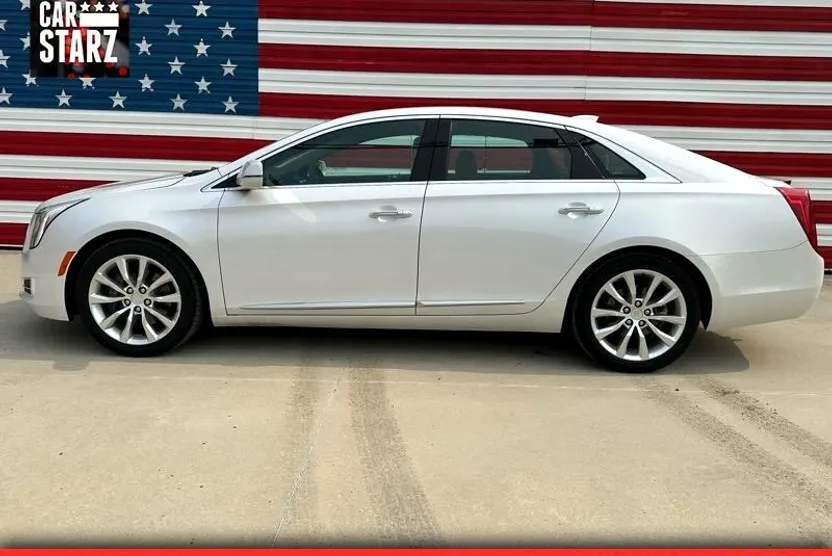 2017 Cadillac XTS Luxury photo 1