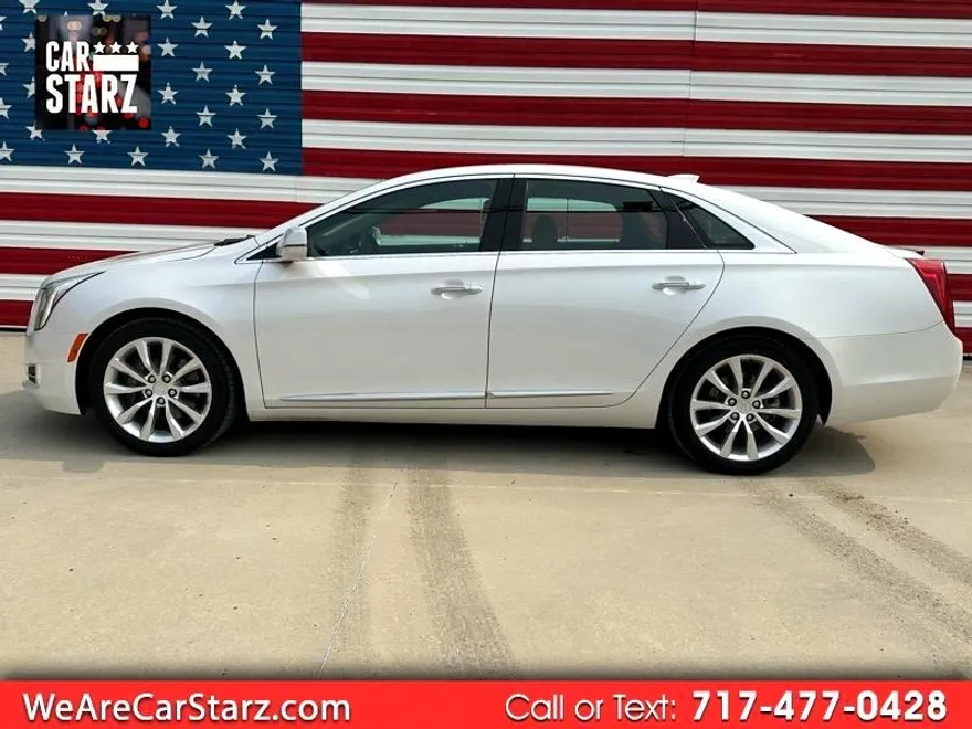 2017 Cadillac XTS Luxury photo 1