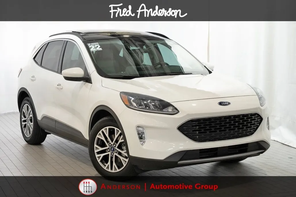 2022 Ford Escape SEL photo 1