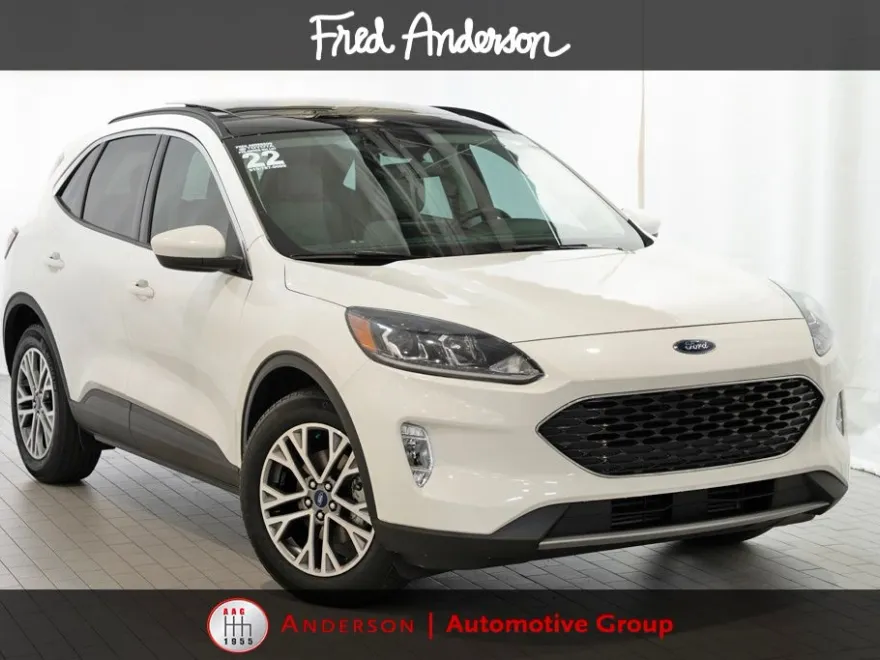 2022 Ford Escape SEL photo 1