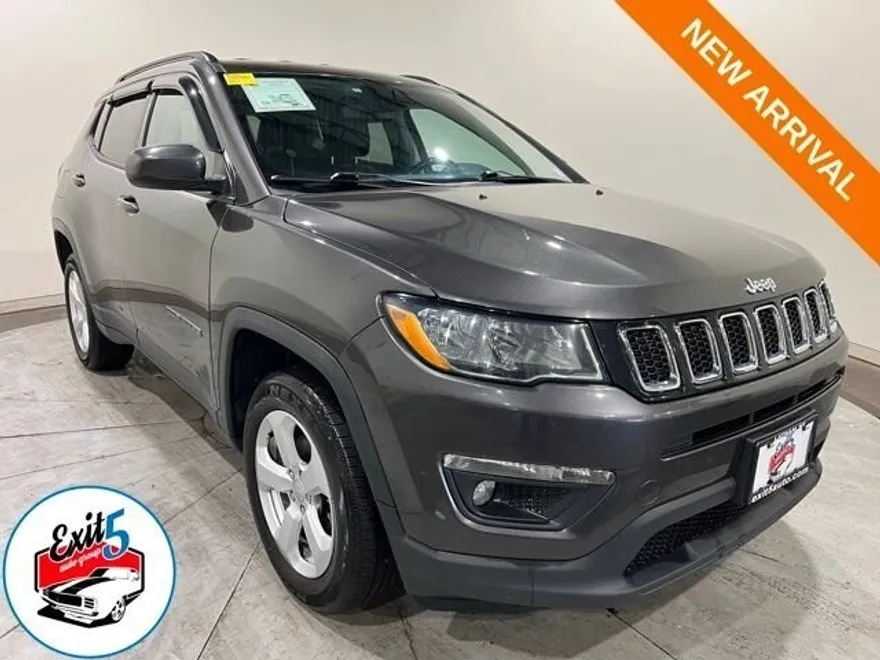 2020 Jeep Compass Latitude photo 1