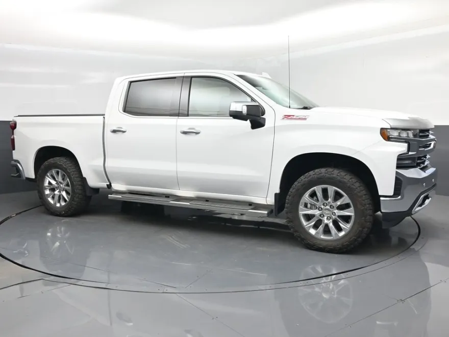 2021 Chevrolet Silverado 1500 LTZ photo 1