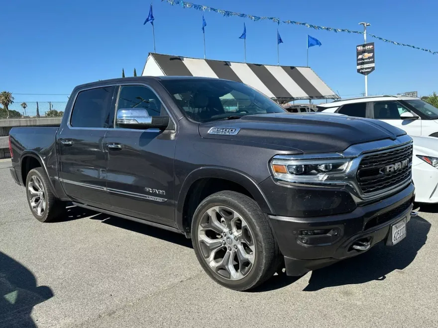 2020 Ram 1500 Limited photo 1