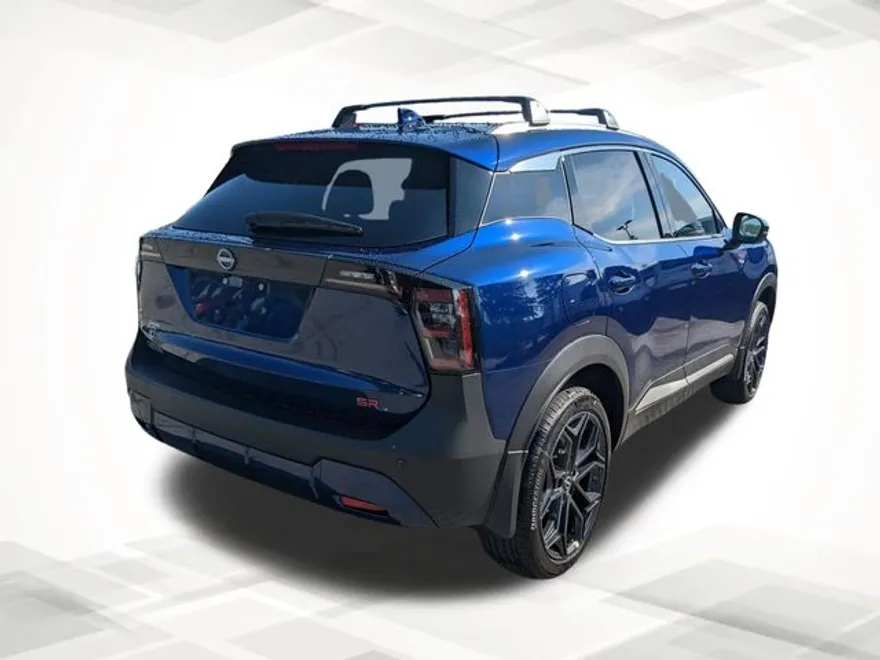 2025 Nissan Kicks SR photo 1