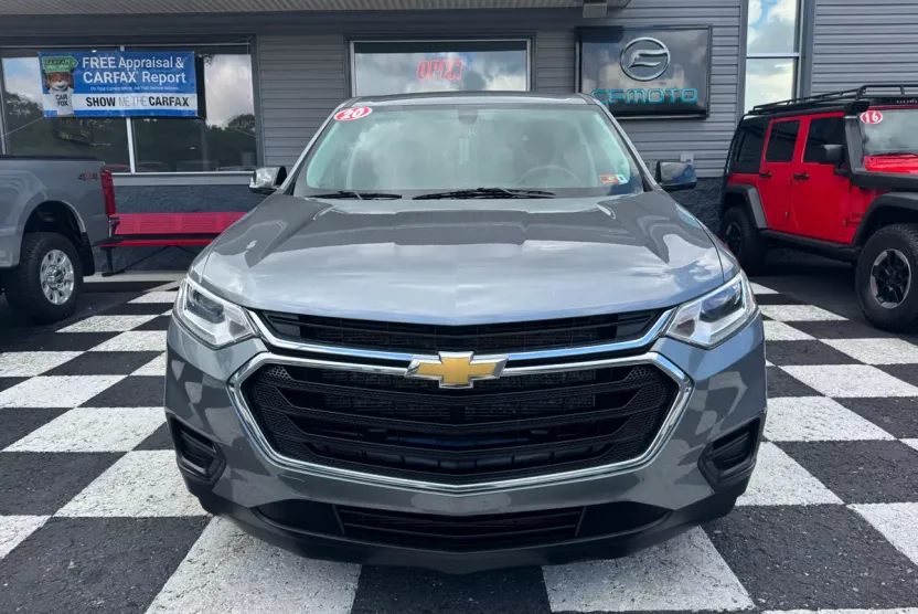 2020 Chevrolet Traverse 1LS photo 1