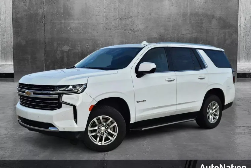2023 Chevrolet Tahoe LT photo 1