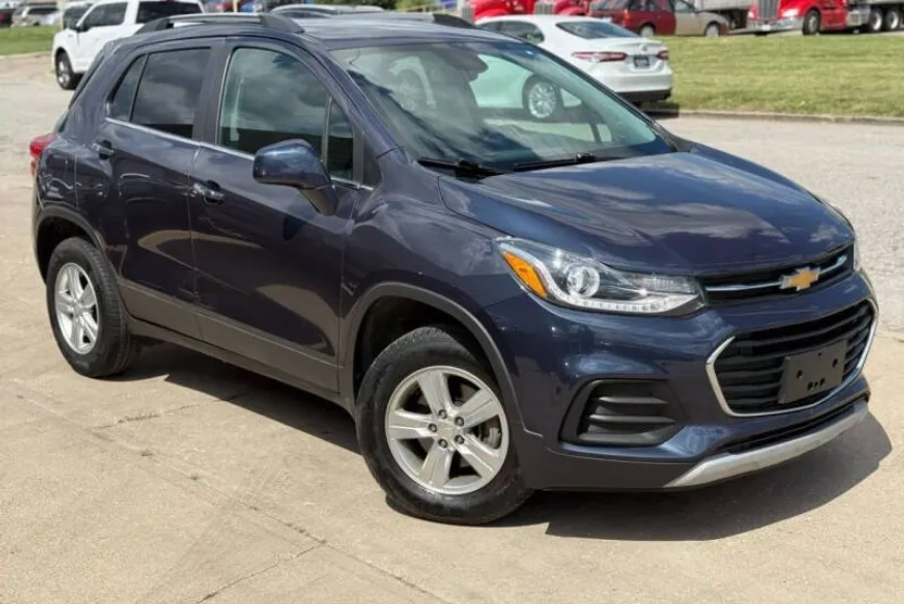 2019 Chevrolet Trax LT photo 1