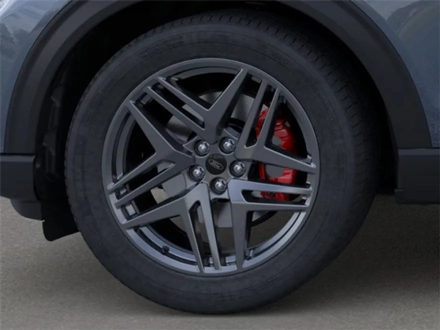 2025 Ford Explorer ST photo 1