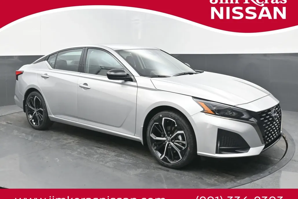 2025 Nissan Altima SR photo 1