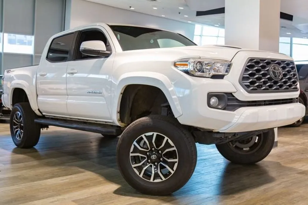2021 Toyota Tacoma SR5 photo 1
