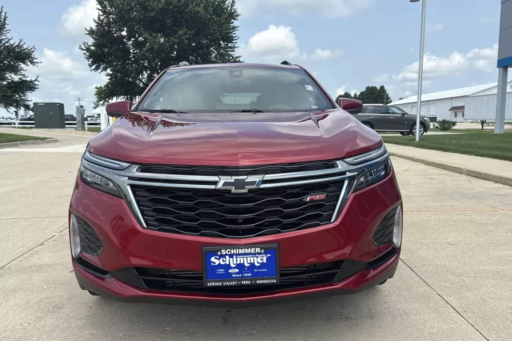 2022 Chevrolet Equinox RS photo 1