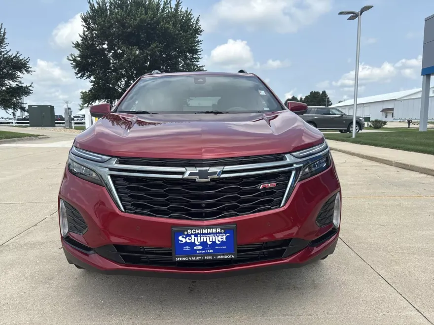2022 Chevrolet Equinox RS photo 1
