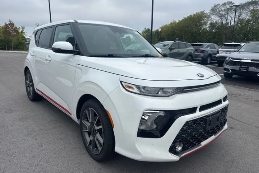 2020 Kia Soul GT-Line photo 1