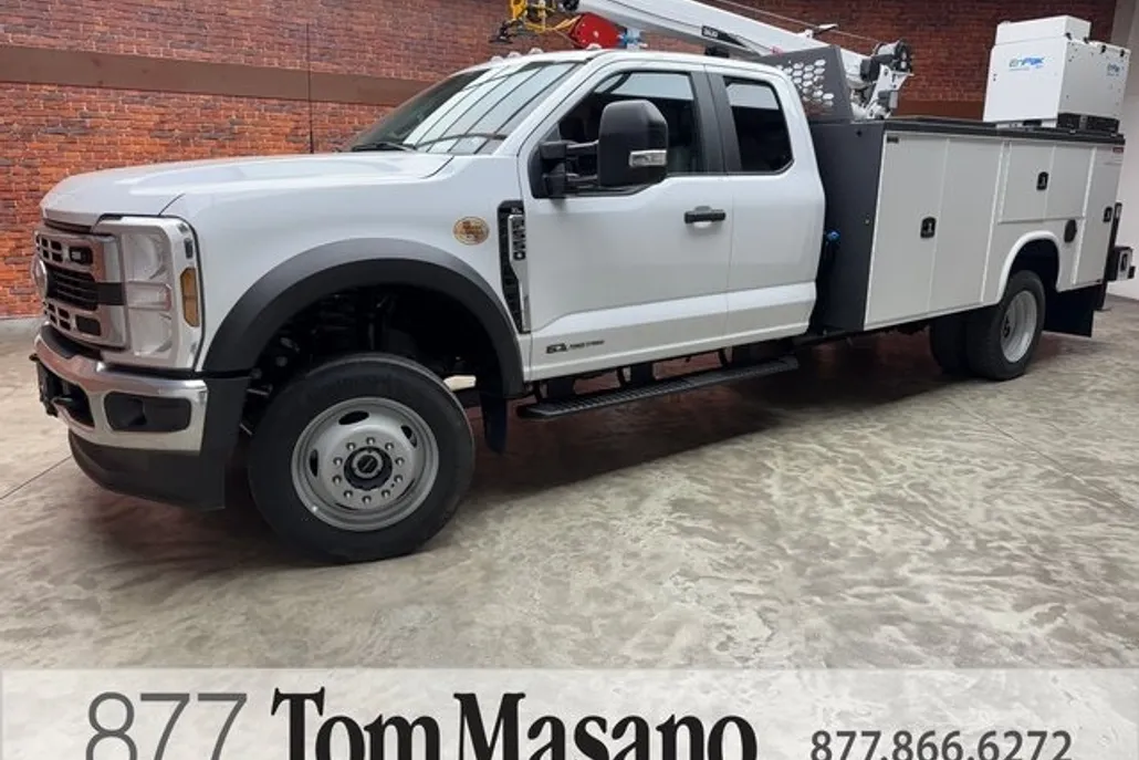 2024 Ford F-550 XL photo 1