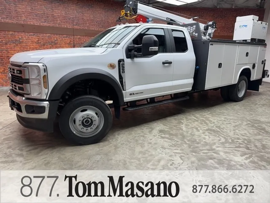2024 Ford F-550 XL photo 1