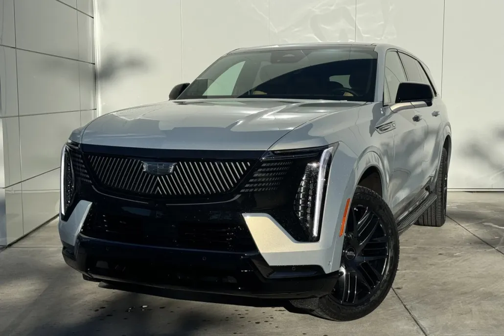 2025 Cadillac Escalade IQ Sport photo 1